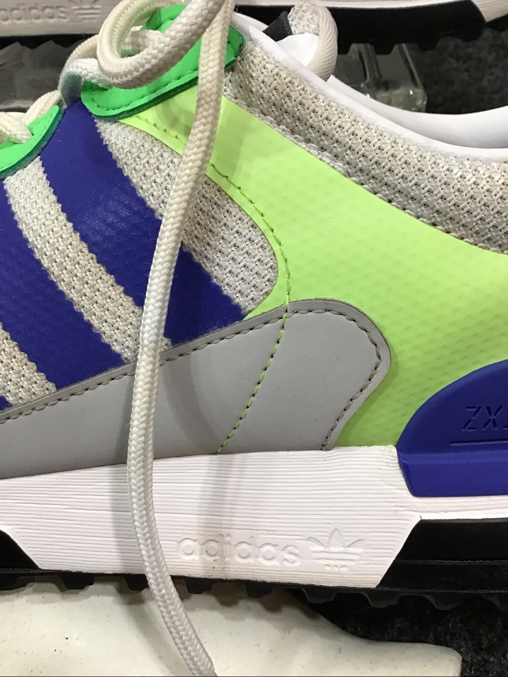 Adidas men’s ZX700HD retro neon sneakers 11 GX3436 - Picture 7 of 11